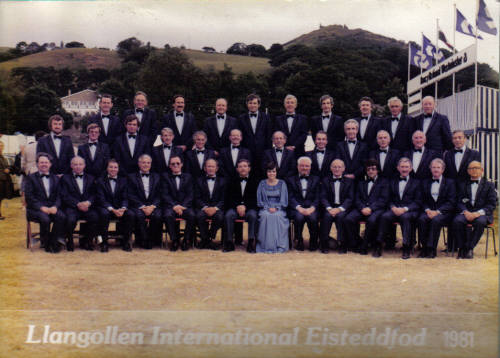 Photo of
                  choir at Llangollen International Eisteddfod, 1981